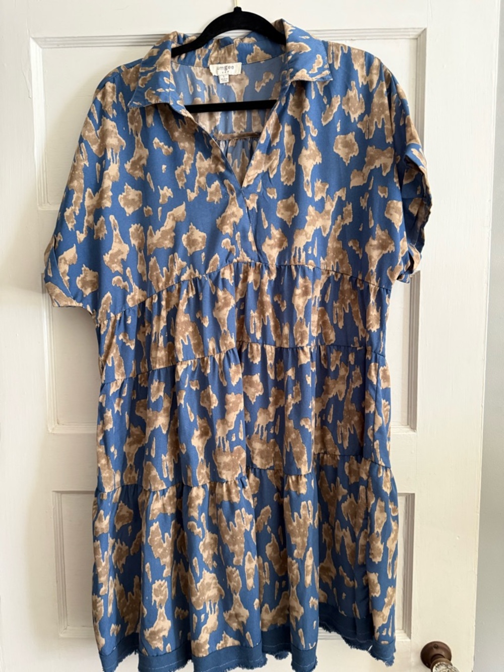 Umgee Blue and Tan Animal Print Dress size LARGE - like 🆕